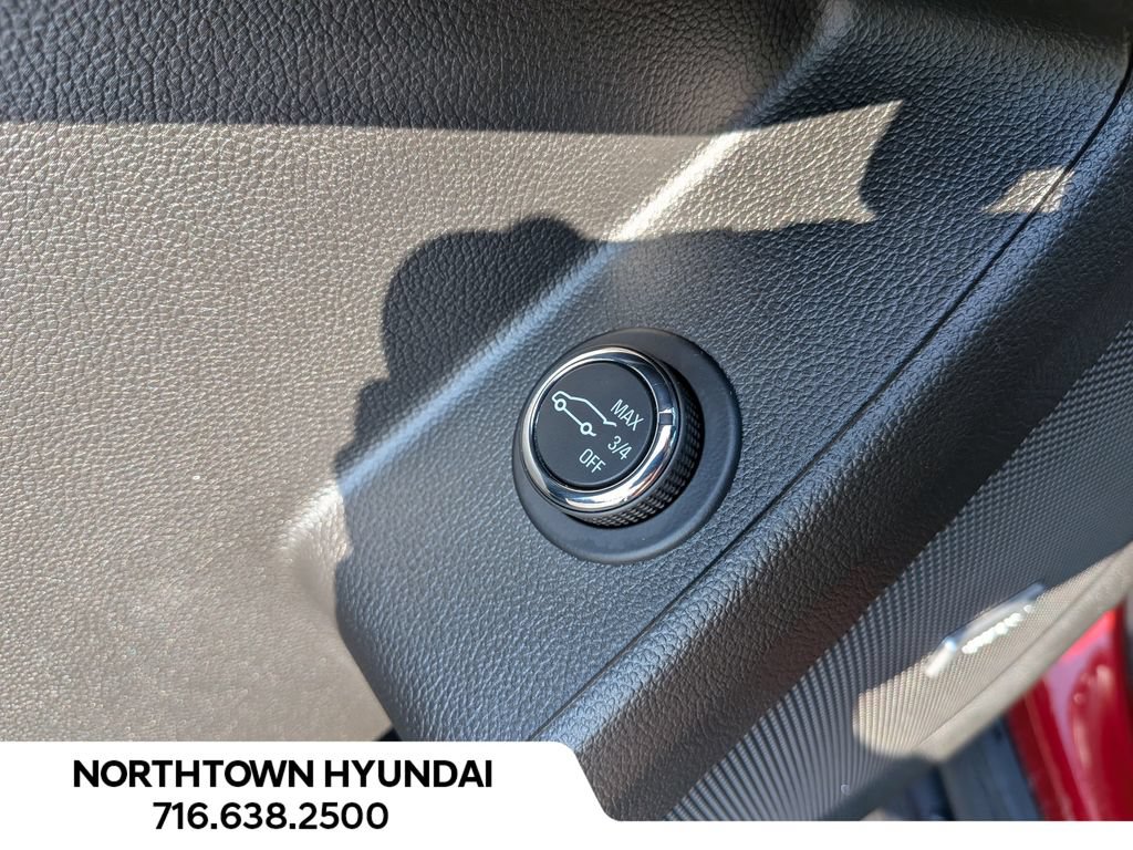 Used 2023 Chevrolet Traverse Premier w/ LPO, Floor Liner Package AWD/4WD image 36
