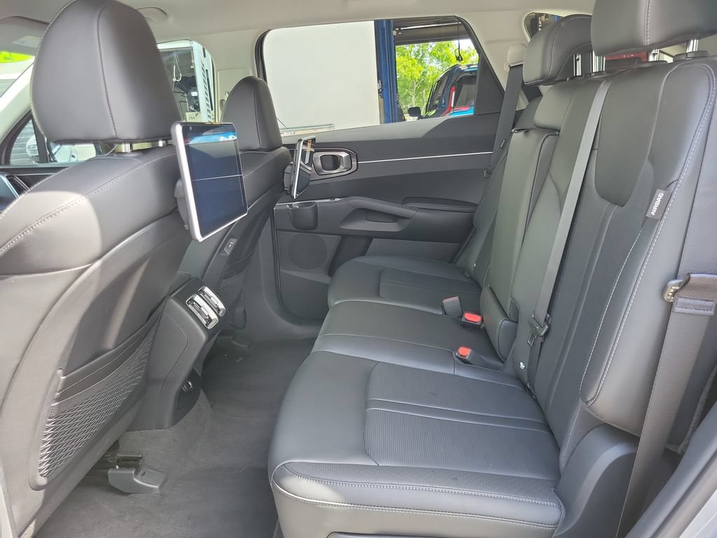 Certified 2026 Kia Sorento S FWD image 10