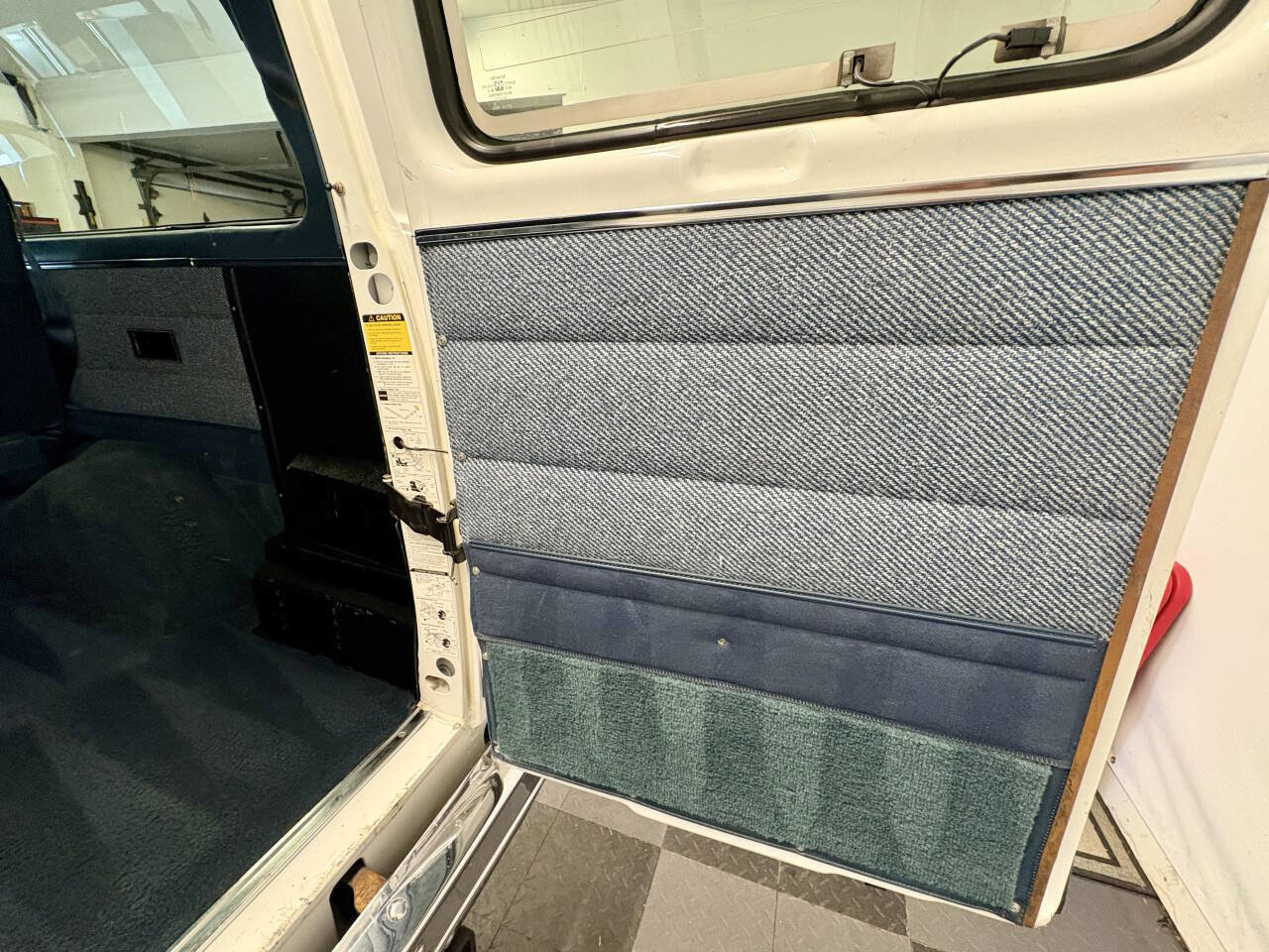 Used 1995 GMC G3500 Rally image 25