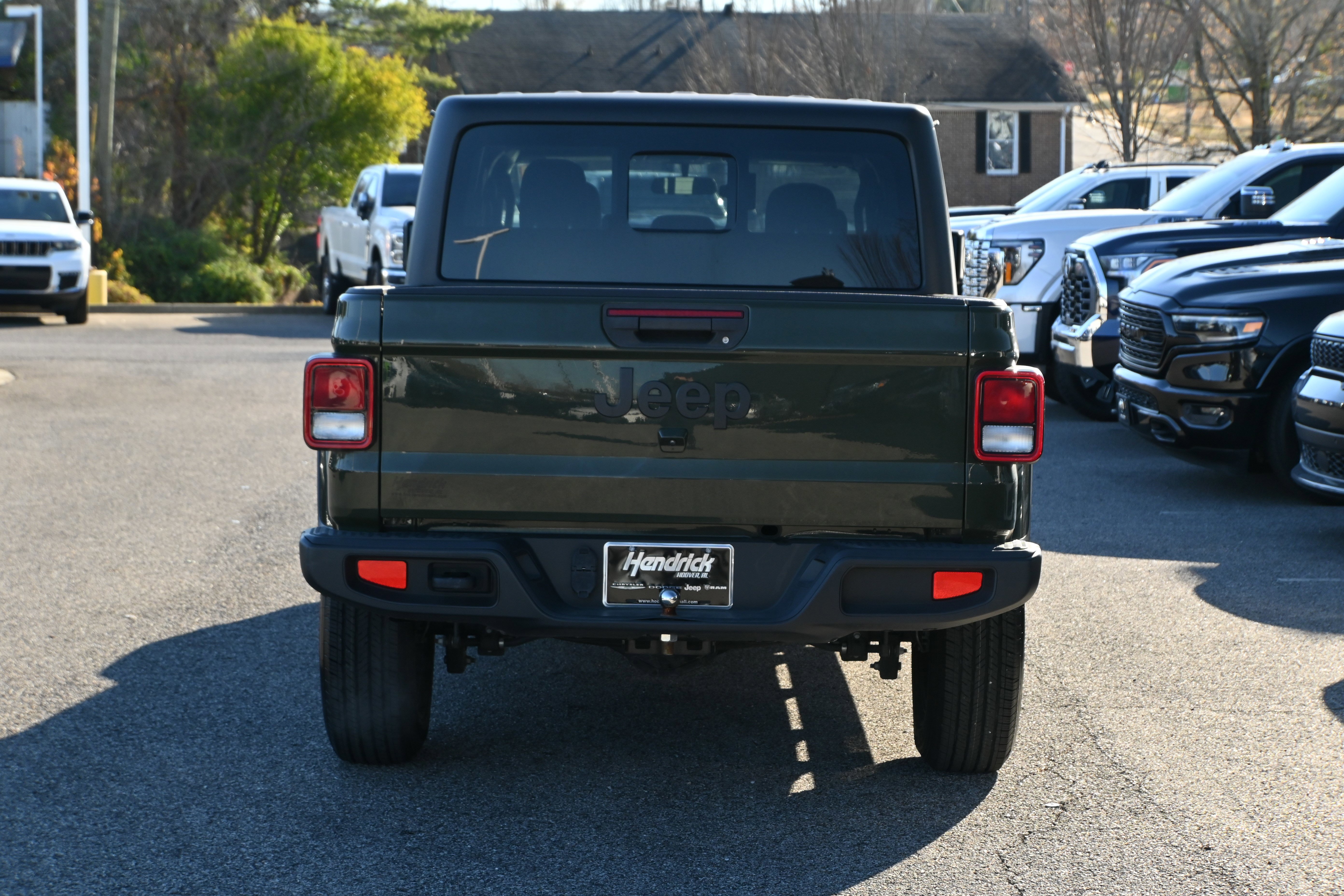 Used 2022 Jeep Gladiator Sport image 12