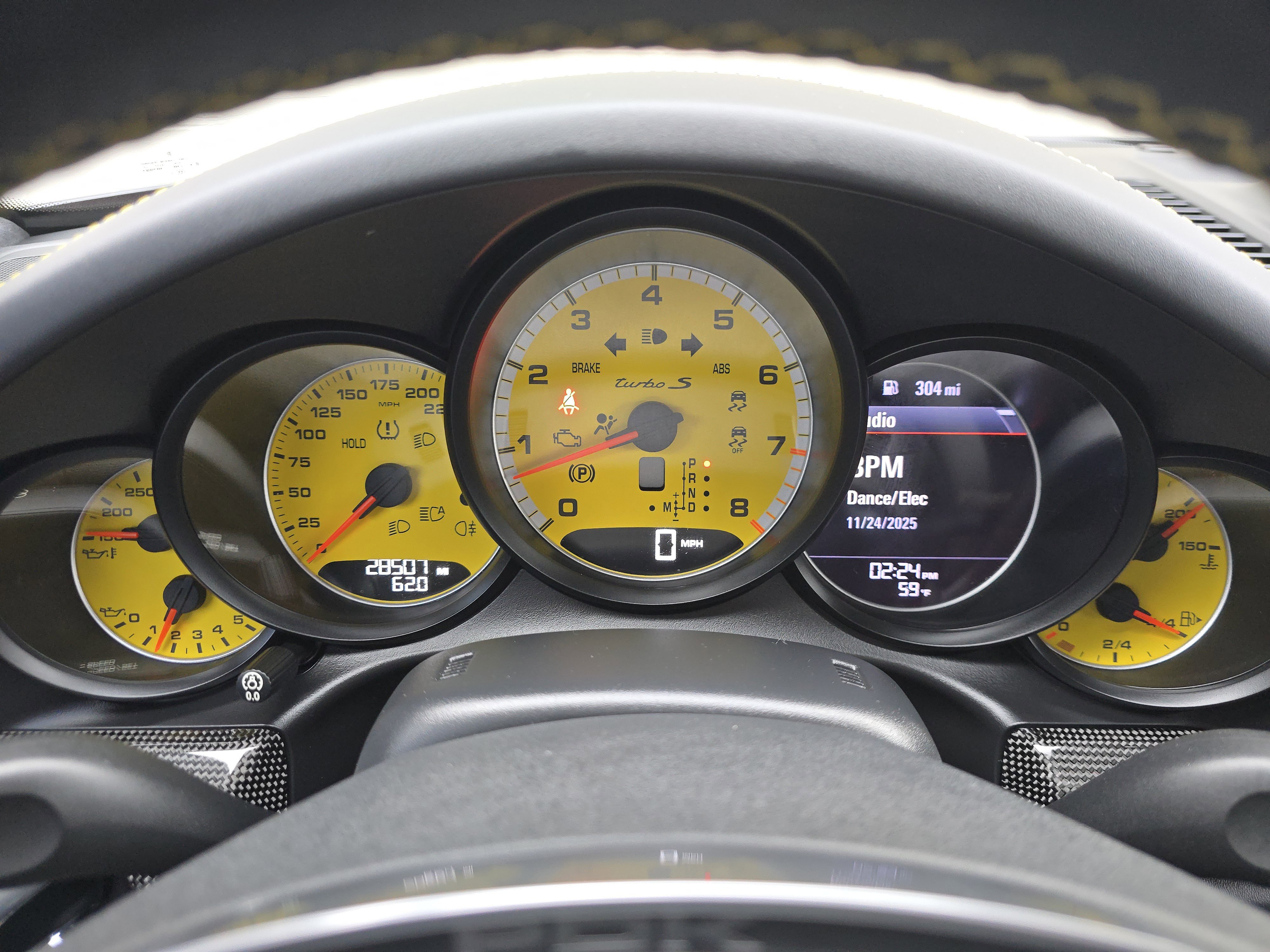 Used 2014 Porsche 911 Turbo S image 19