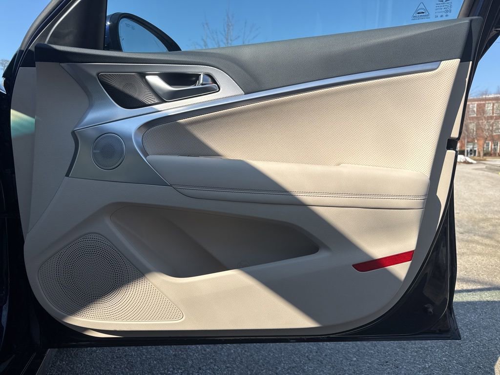 New 2026 Genesis G70 2.5T Prestige image 31