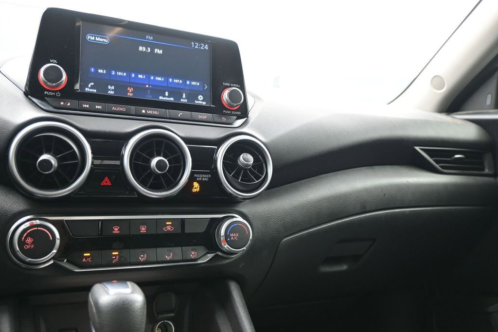 Used 2024 Nissan Sentra S w/ Lighting Package FWD image 15