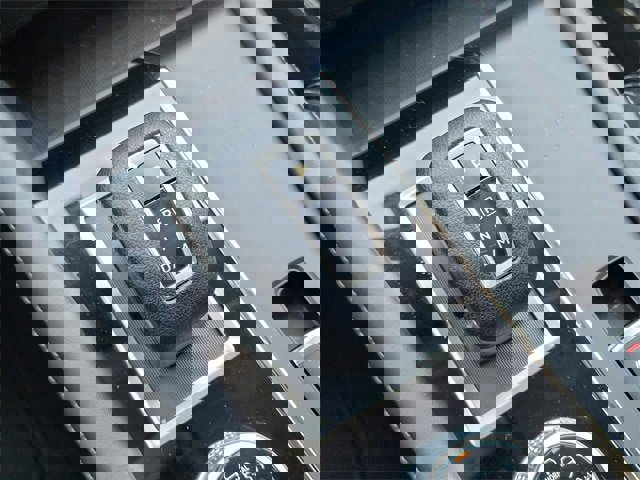 Used 2023 Mitsubishi Outlander ES image 21