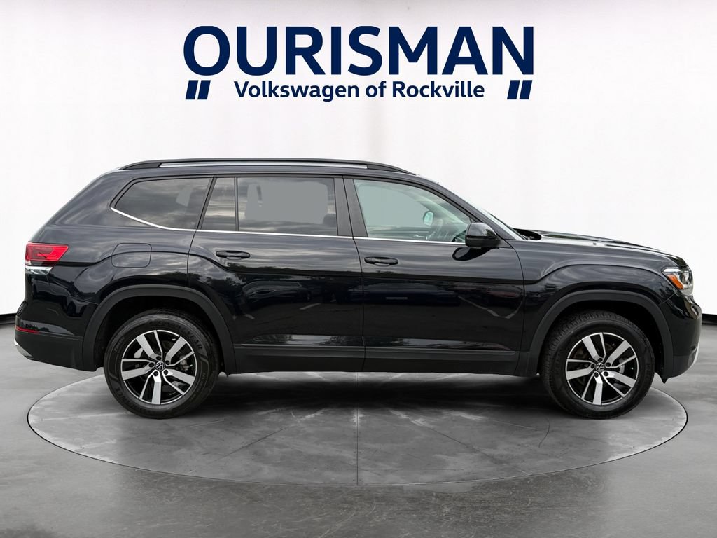 Used 2023 Volkswagen Atlas SE AWD/4WD image 7