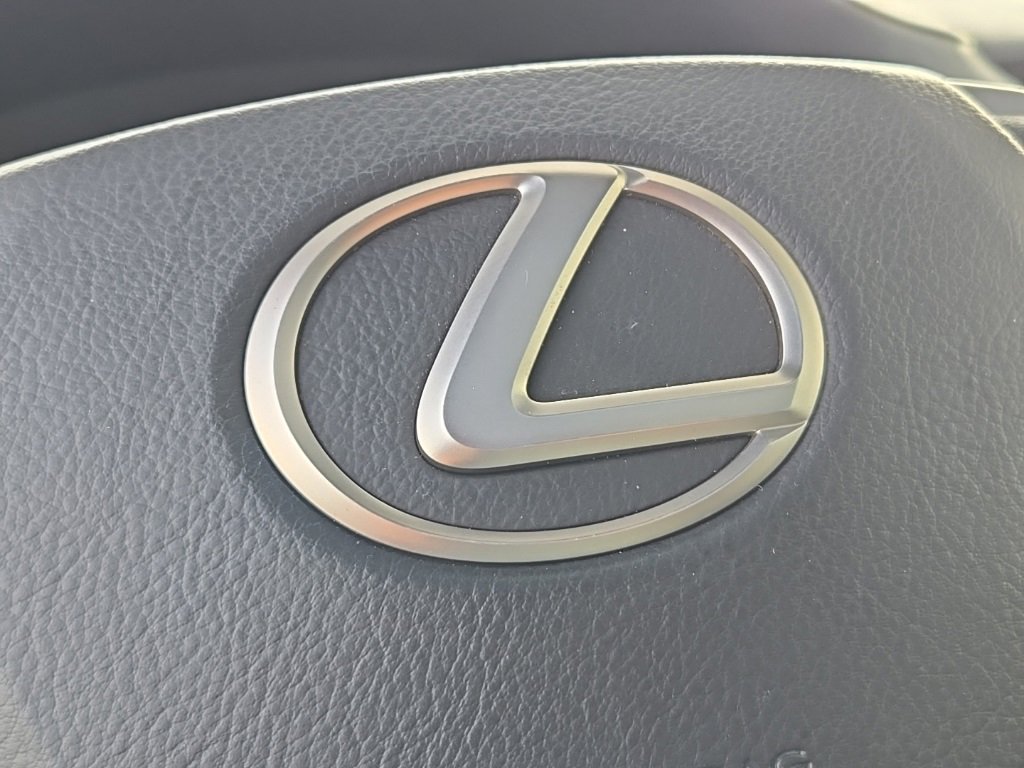 Used 2015 Lexus CT 200h image 22