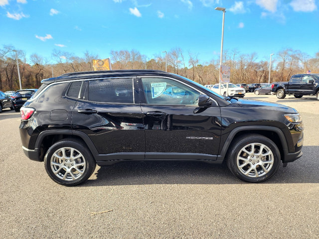 Certified 2022 Jeep Compass Latitude w/ Sun and Sound Group image 22