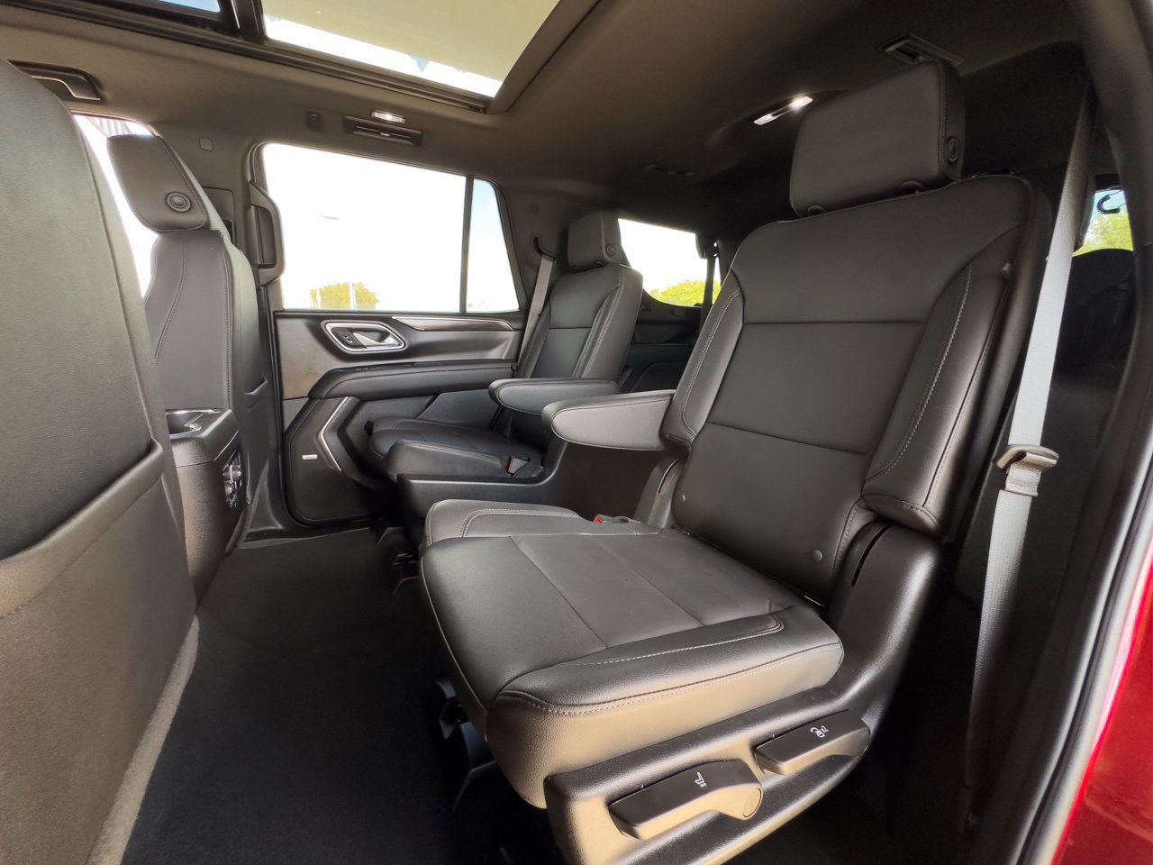 Certified 2023 Chevrolet Tahoe Z71 w/ Luxury Package image 22
