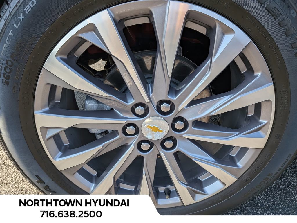 Used 2023 Chevrolet Traverse Premier w/ LPO, Floor Liner Package AWD/4WD image 51