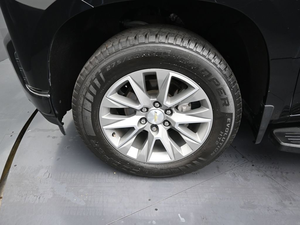 Used 2021 Chevrolet Silverado 1500 High Country image 9