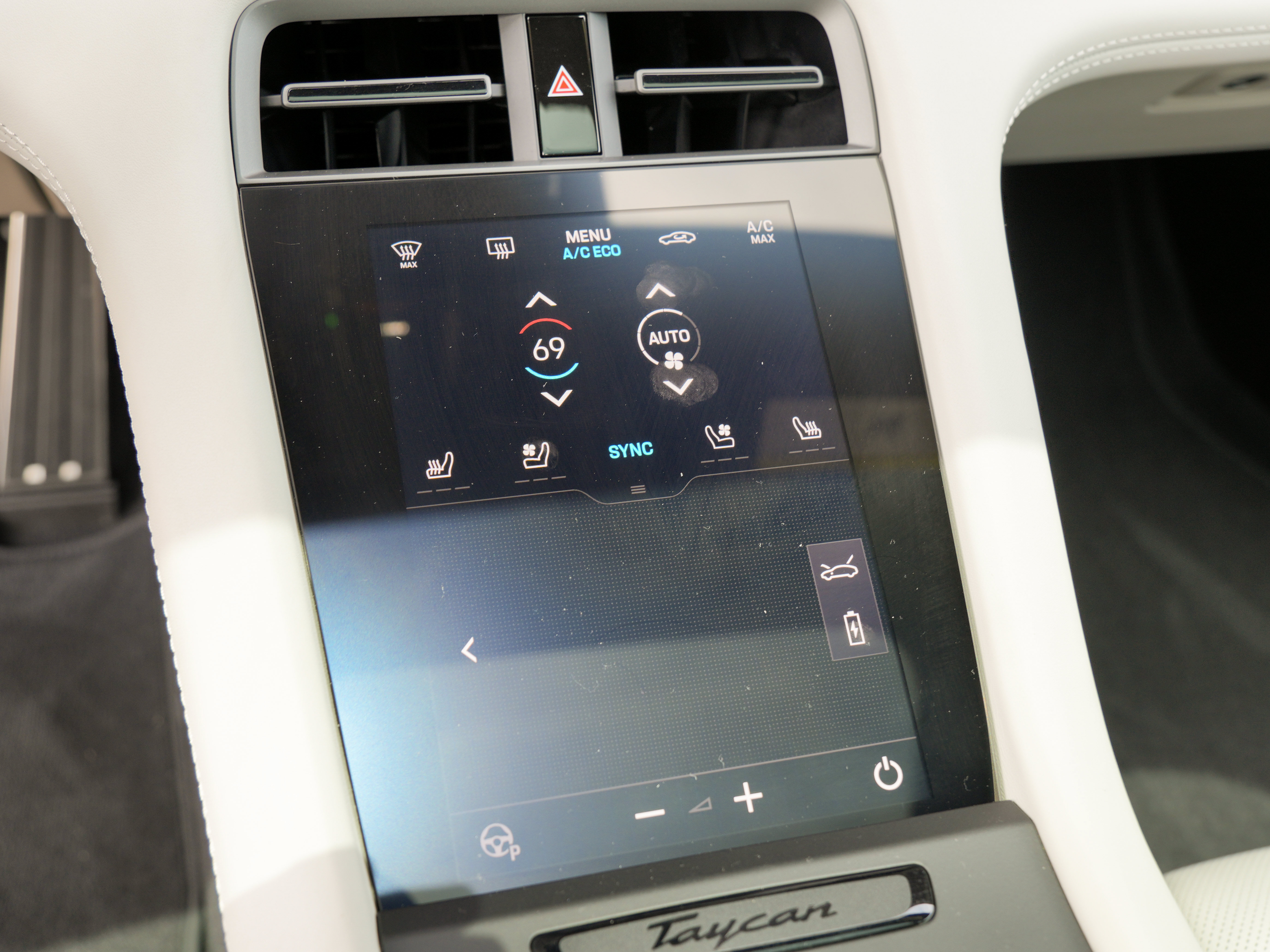 New 2026 Porsche Taycan 4S AWD/4WD image 21