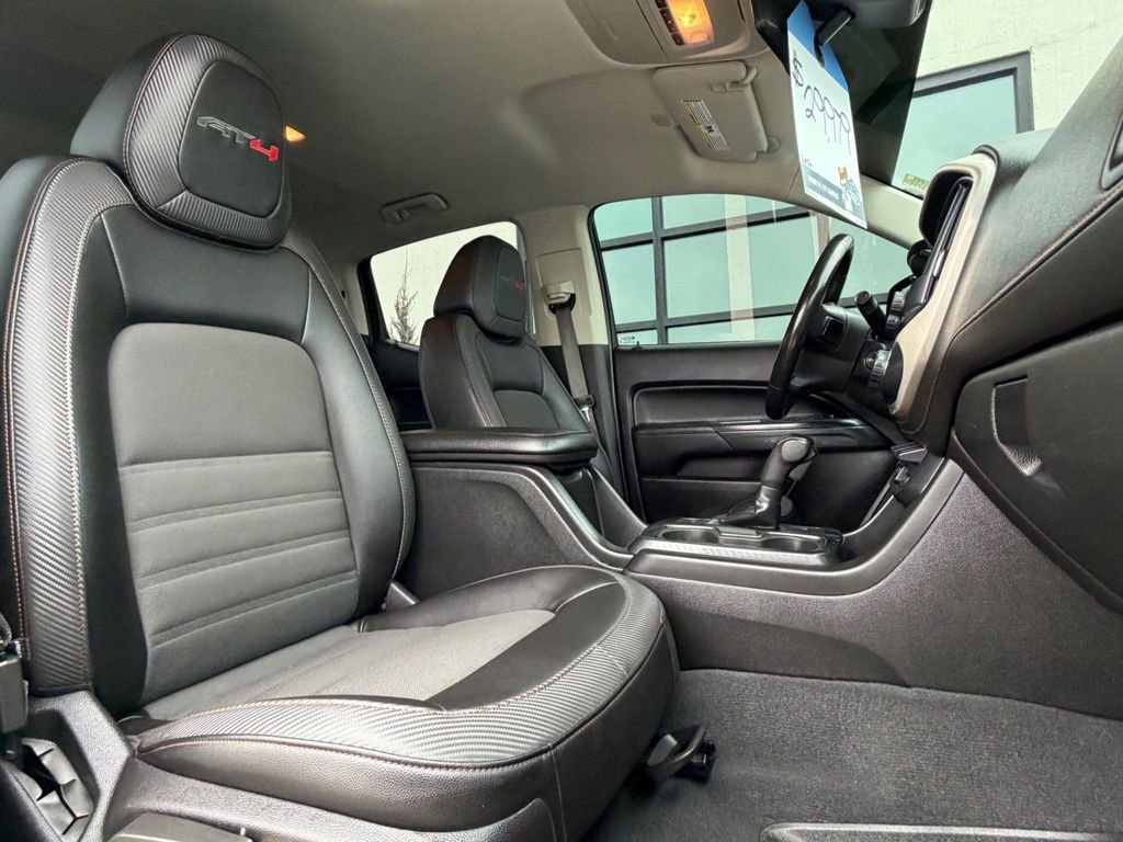 Used 2021 GMC Canyon AT4 image 10