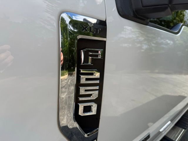 Used 2019 Ford F250 XLT w/ XLT Value Package AWD/4WD image 6