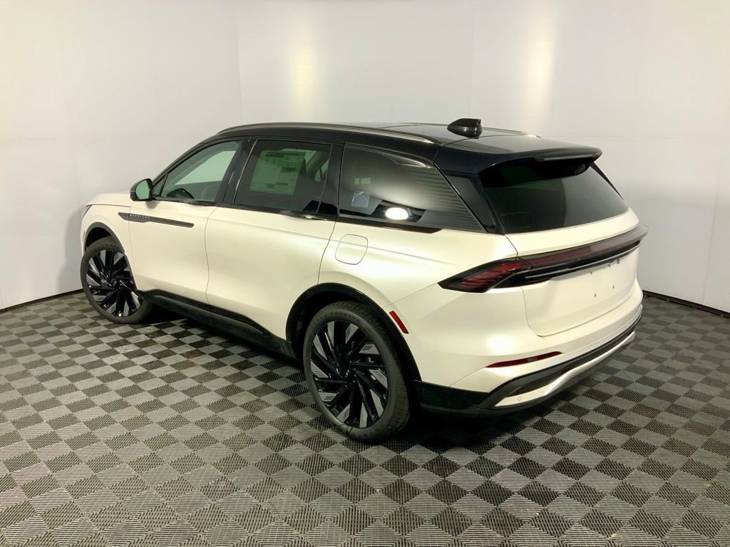 New 2026 Lincoln Nautilus Reserve image 14