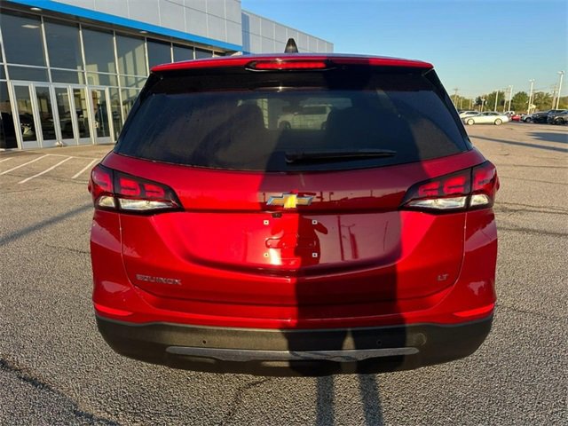 Certified 2024 Chevrolet Equinox LT w/ LPO, Floor Liner Package image 4