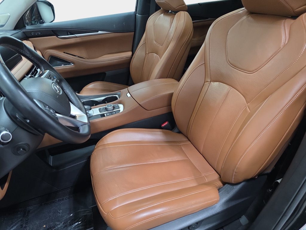 Certified 2023 INFINITI QX60 Sensory w/ Vision Package AWD/4WD image 11