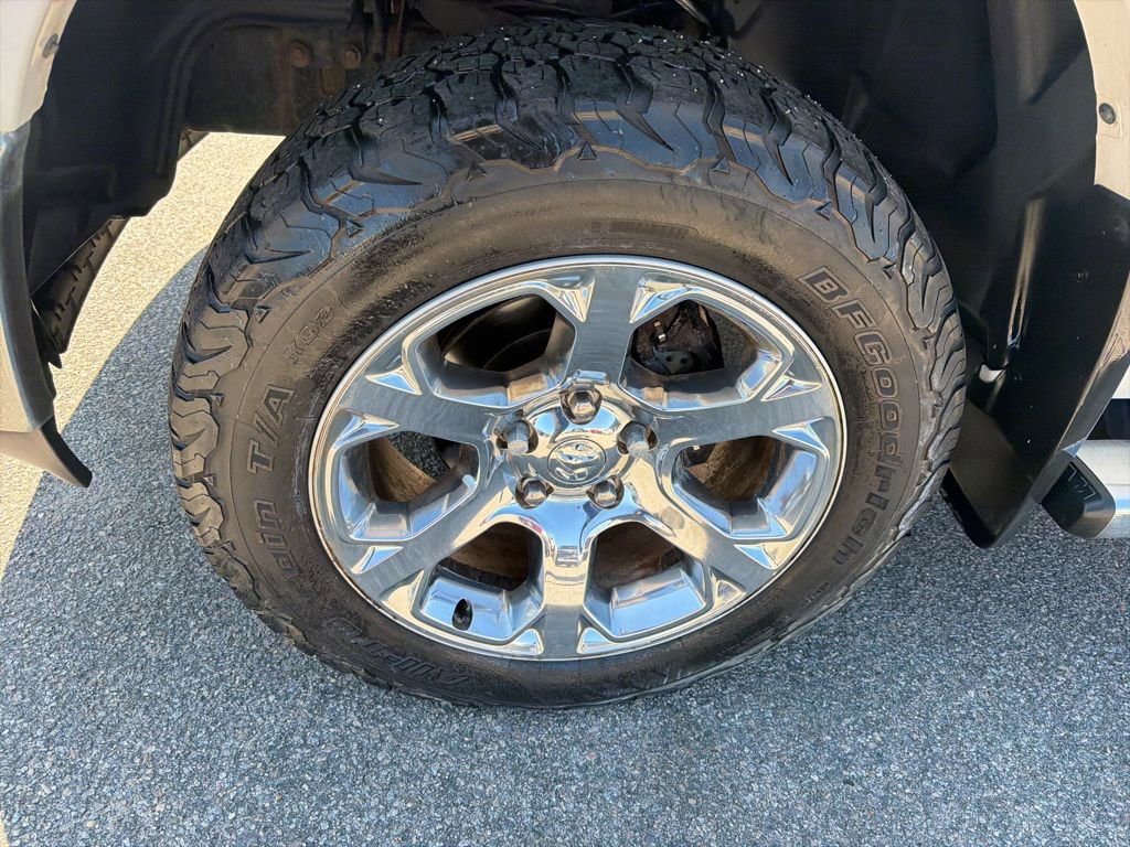 Used 2017 RAM 1500 Laramie image 10