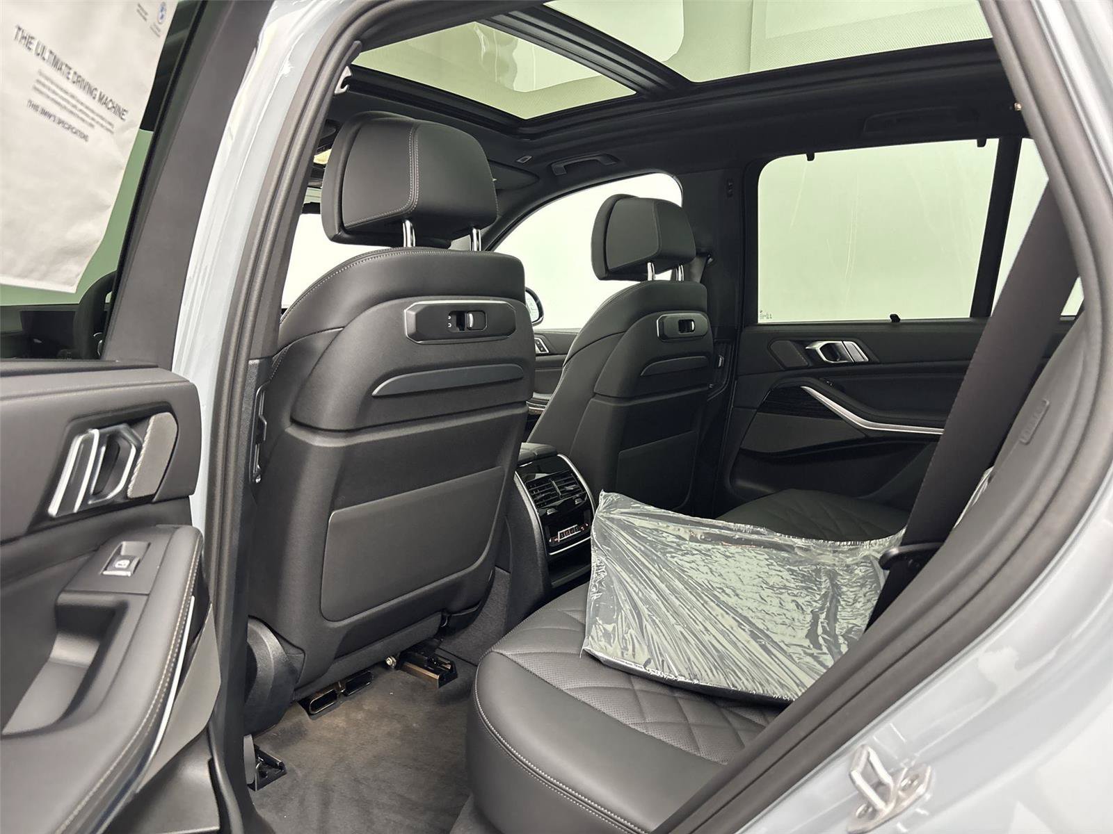New 2026 BMW X5 xDrive50e w/ Executive Package AWD/4WD image 29
