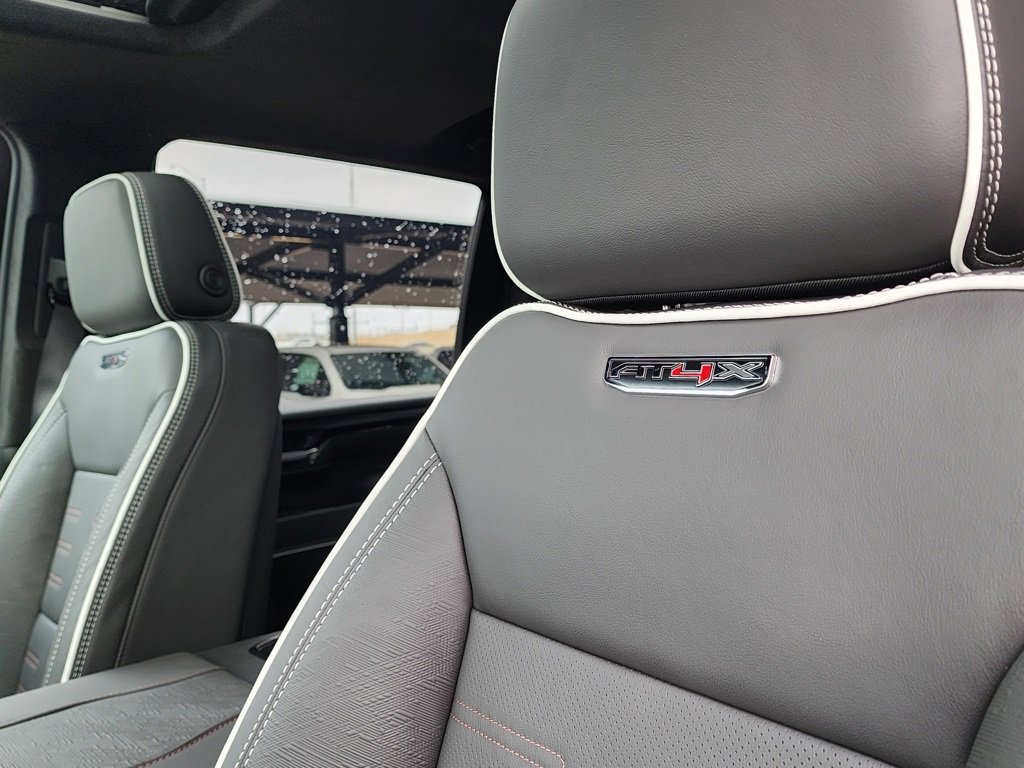 New 2026 GMC Sierra 2500 AT4X image 20