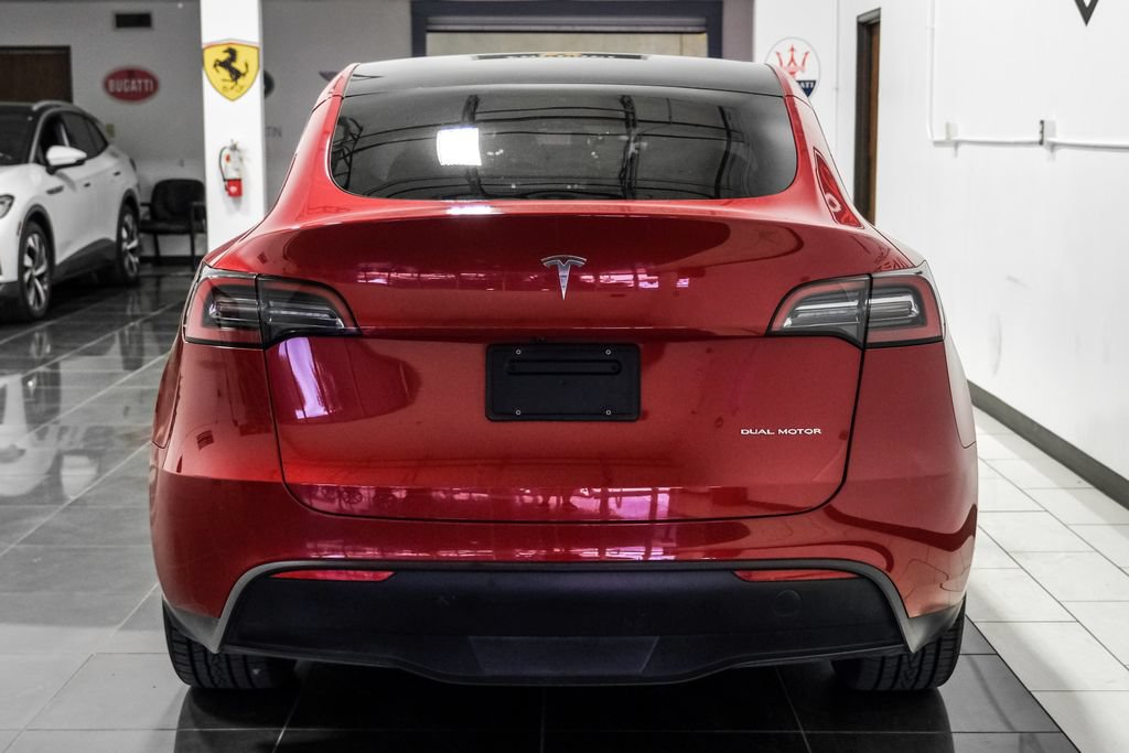 Used 2023 Tesla Model Y AWD image 10