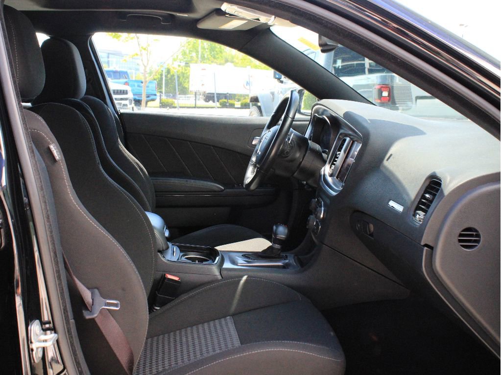 Used 2020 Dodge Charger R/T w/ Blacktop Package RWD image 27