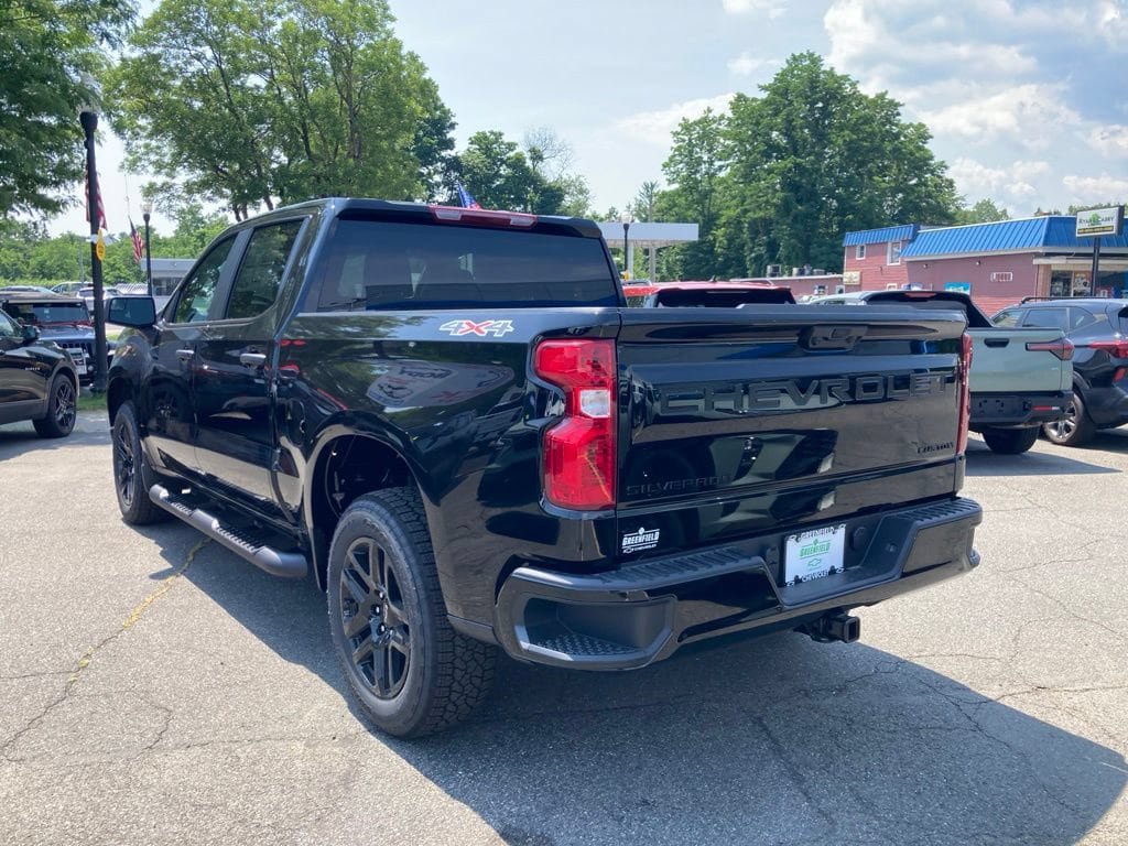 New 2026 Chevrolet Silverado 1500 Custom w/ Turbomax Blackout Package AWD/4WD image 5