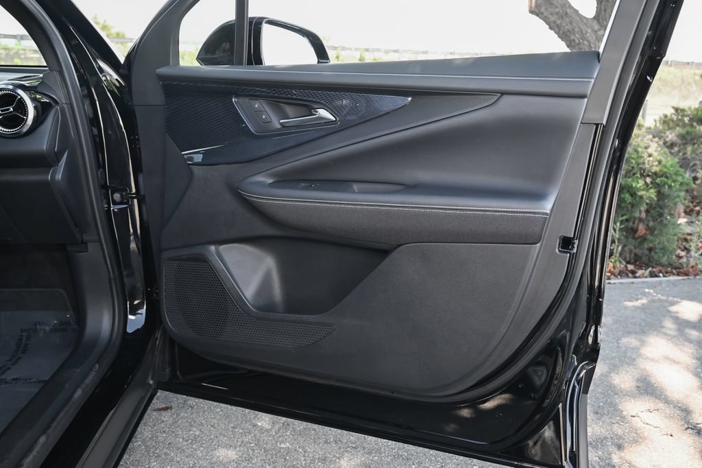 Used 2026 Chevrolet Blazer EV LT FWD image 36