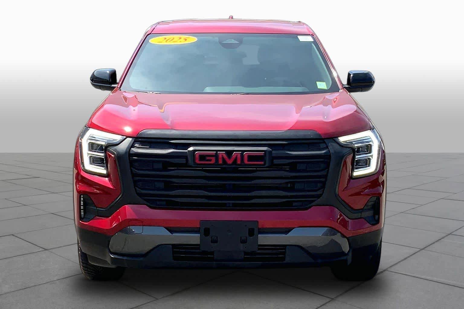 Used 2025 GMC Terrain Elevation FWD image 4