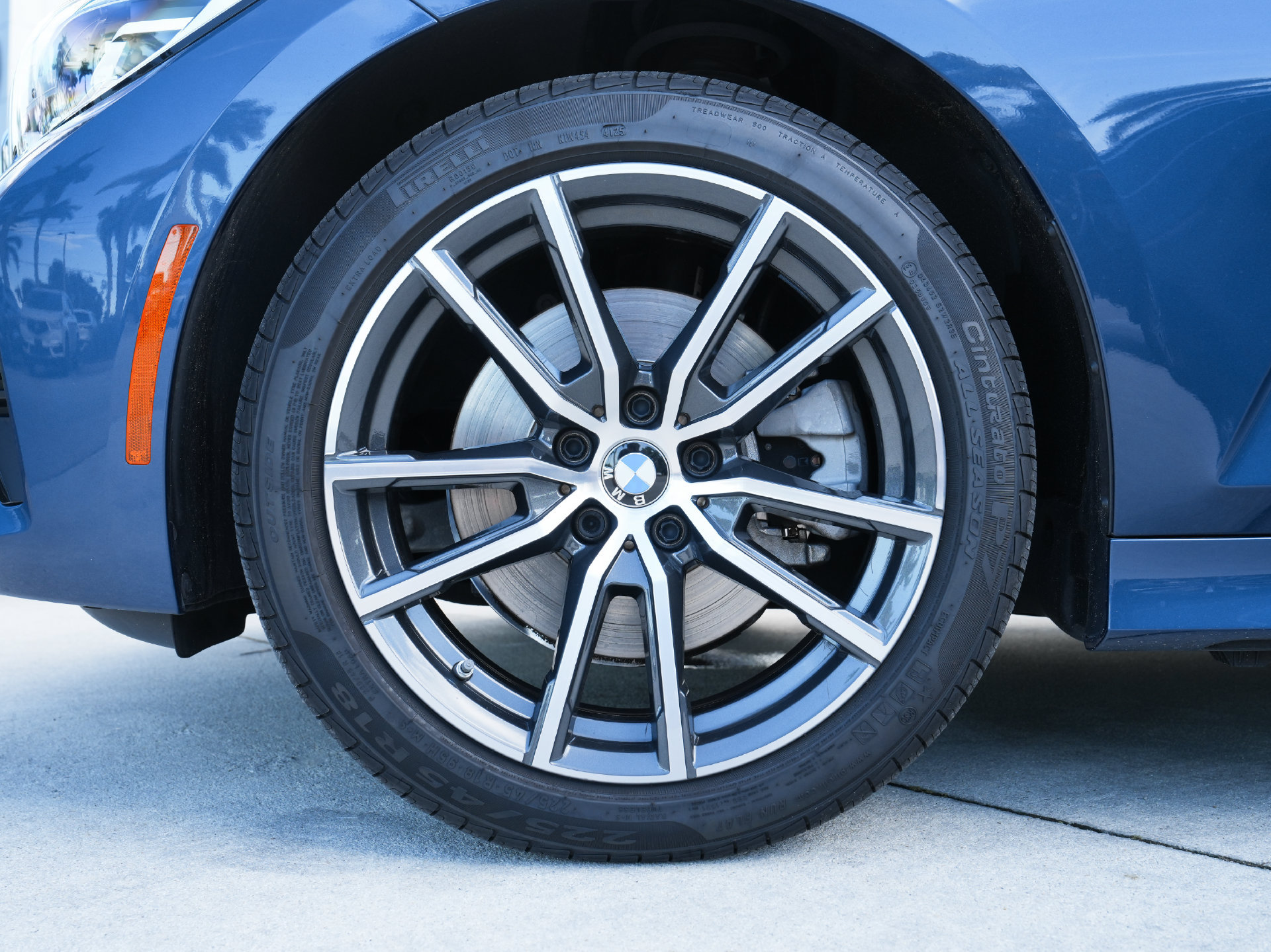 Used 2022 BMW 330i Sedan w/ Driving Assistance Package RWD image 36