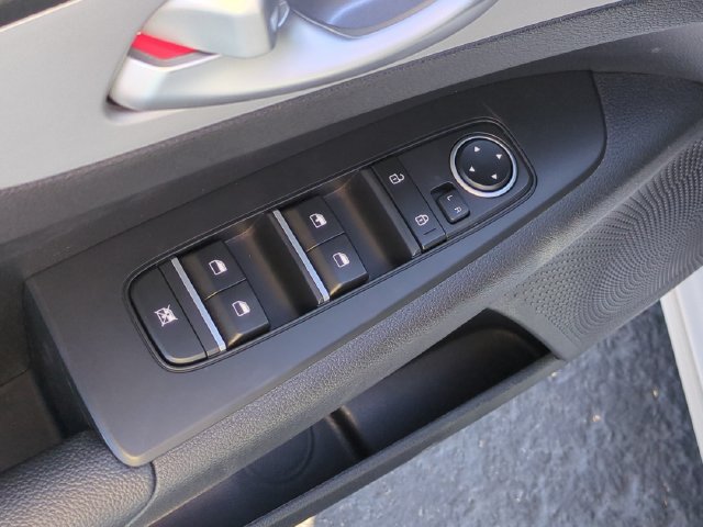 Certified 2023 Kia Forte LXS FWD image 13