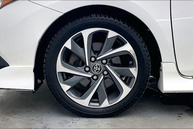 Used 2018 Toyota Corolla iM w/ All-Weather Mat Package FWD image 10