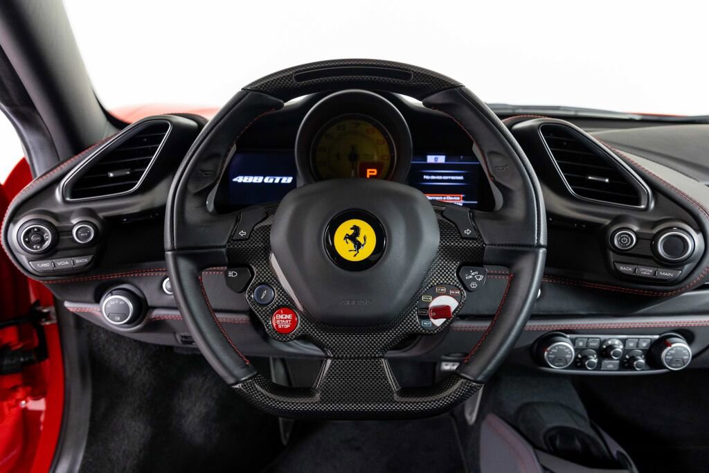 Used 2017 Ferrari 488 GTB image 4