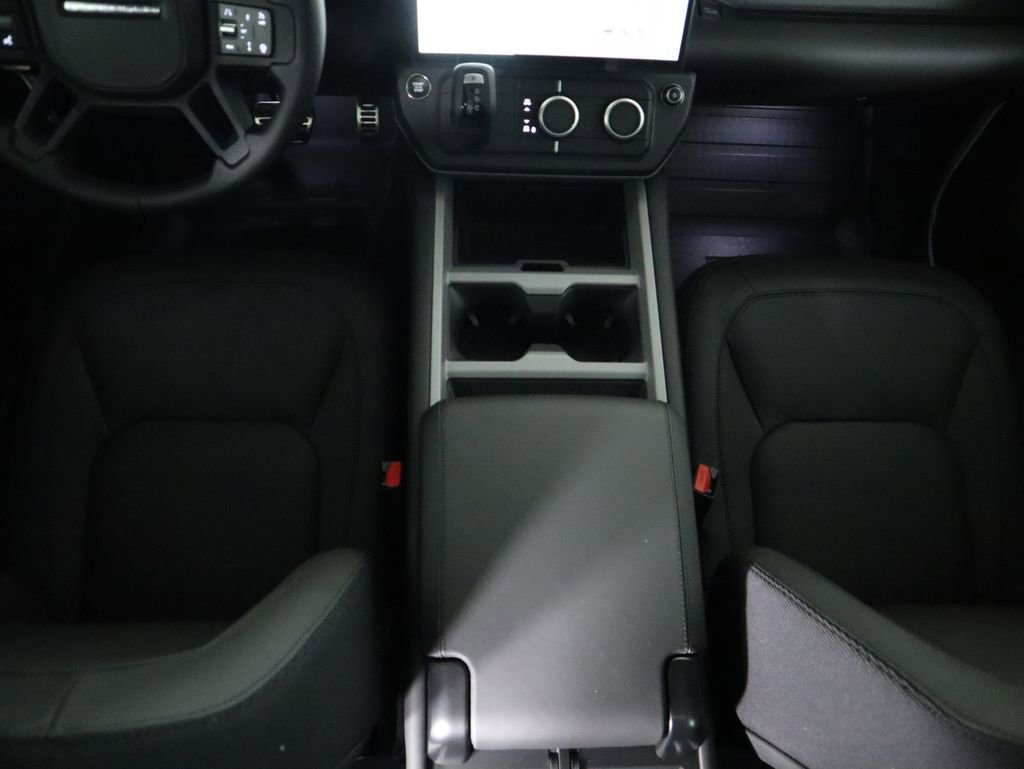 New 2026 Land Rover Defender 130 V8 image 17