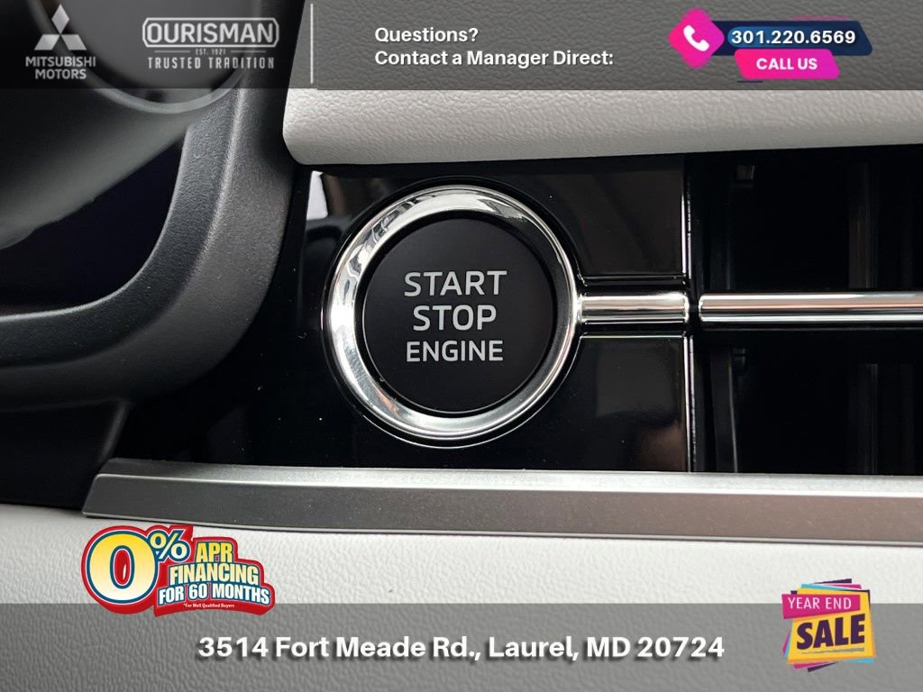 New 2025 Mitsubishi Outlander SE image 28