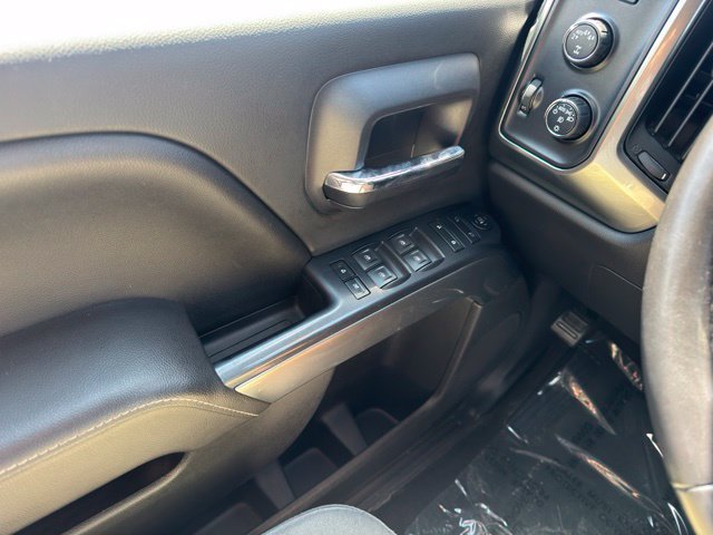 Used 2017 Chevrolet Silverado 1500 LT w/ All Star Edition AWD/4WD image 30