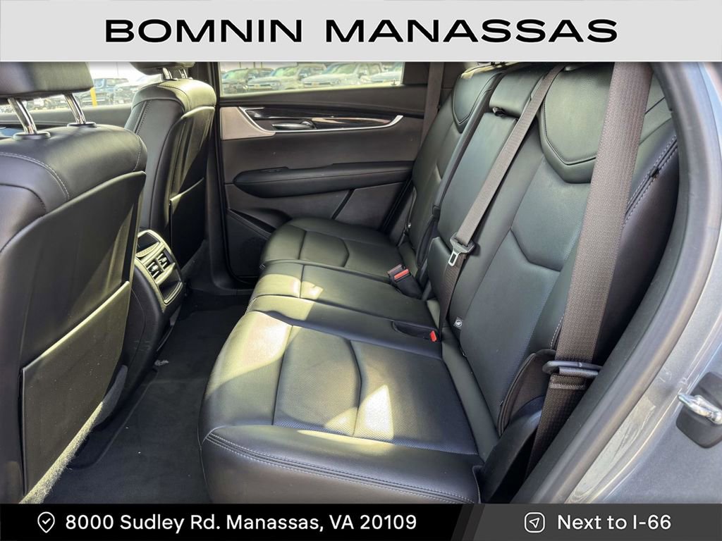 Used 2022 Cadillac XT5 Premium Luxury image 13