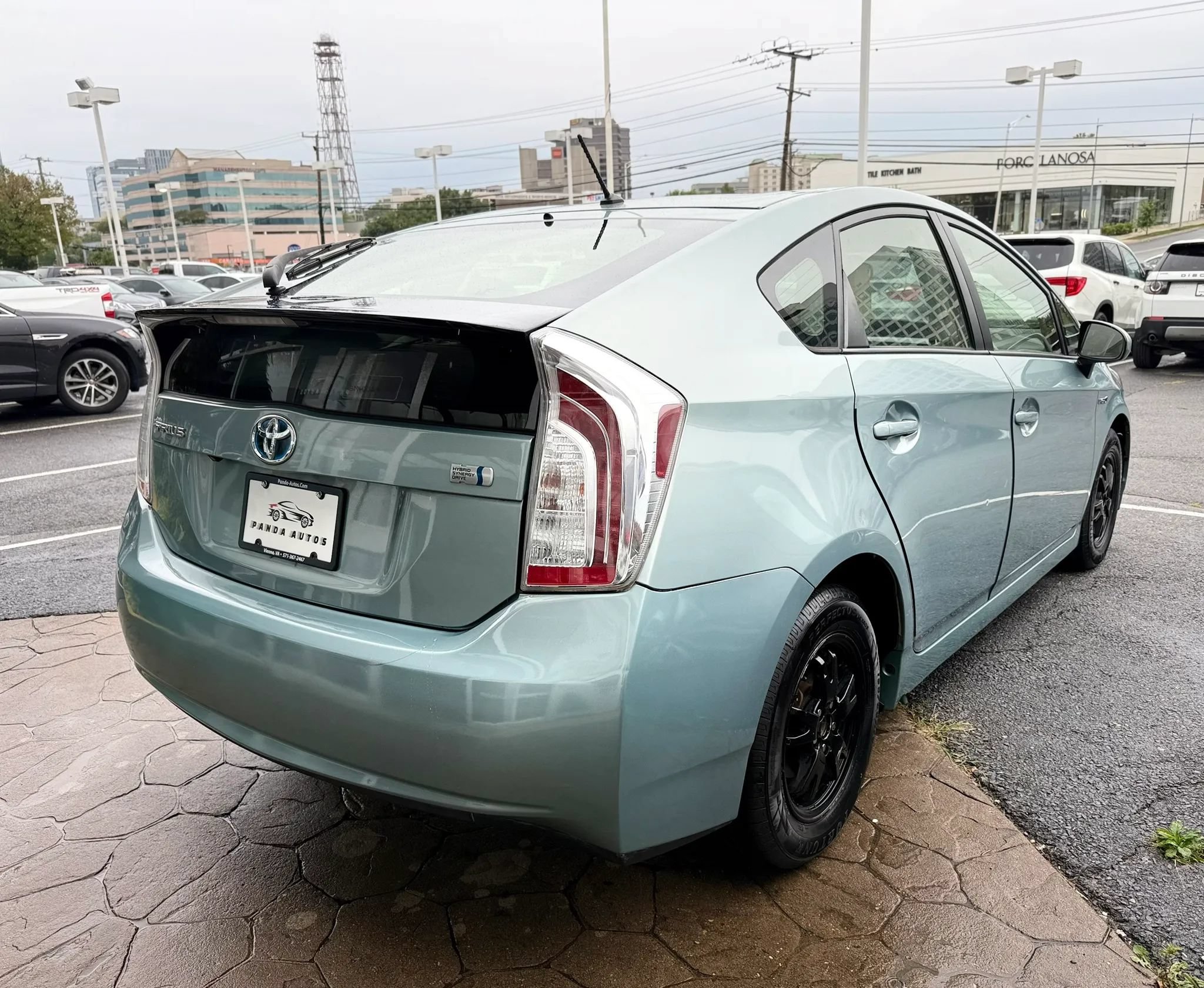 Used 2015 Toyota Prius Two FWD image 7
