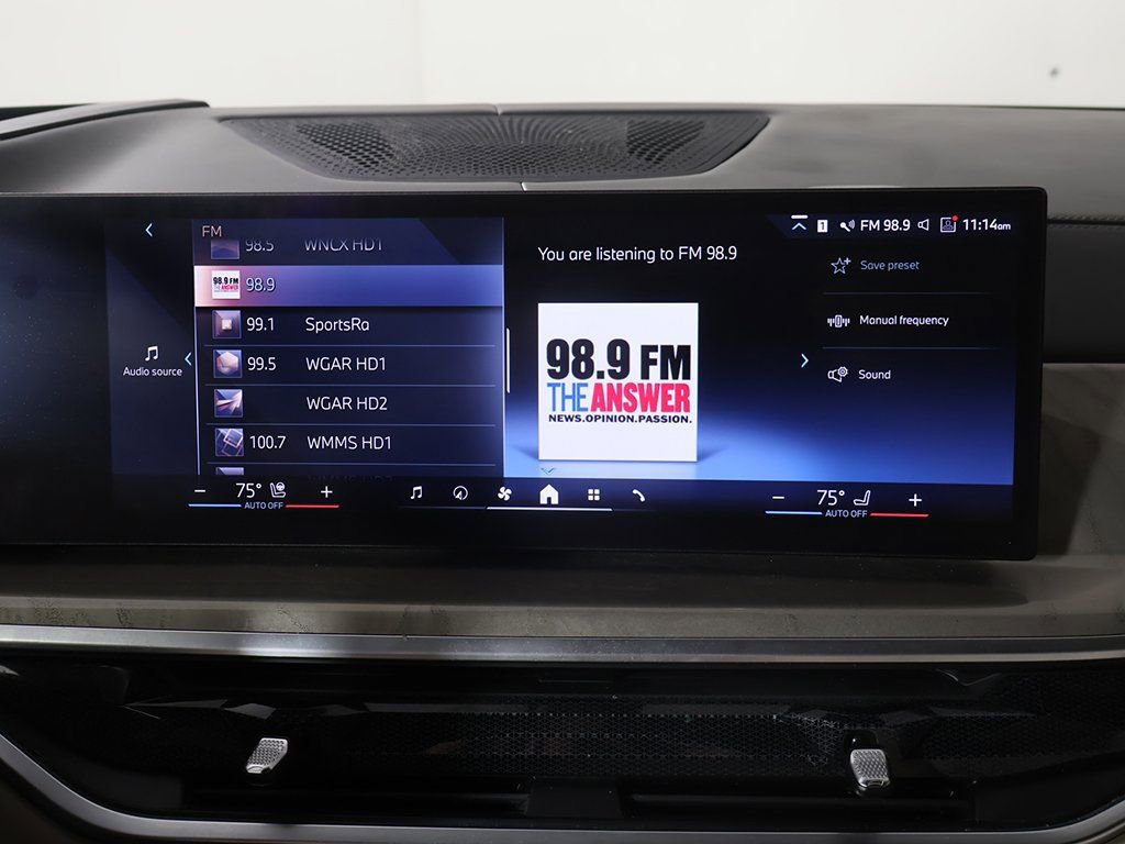 Used 2024 BMW X7 xDrive40i w/ Executive Package image 53