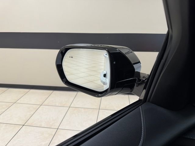 Used 2025 Buick Enclave Sport Touring FWD image 18