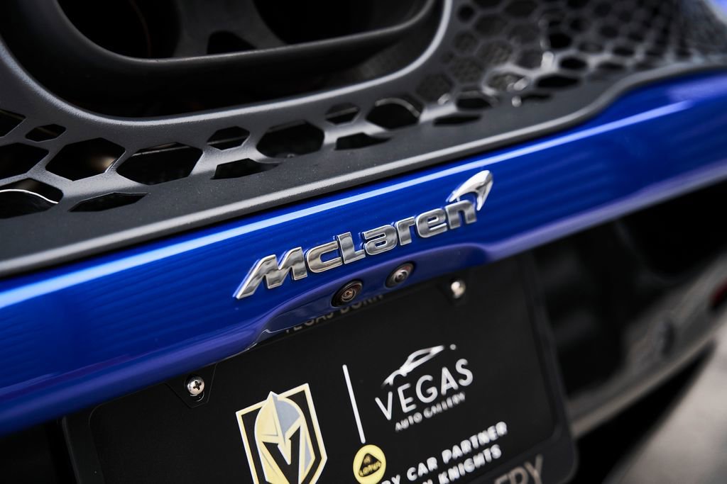 Used 2024 McLaren 750S RWD image 16