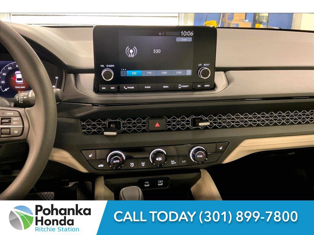 Used 2025 Honda Accord SE image 8