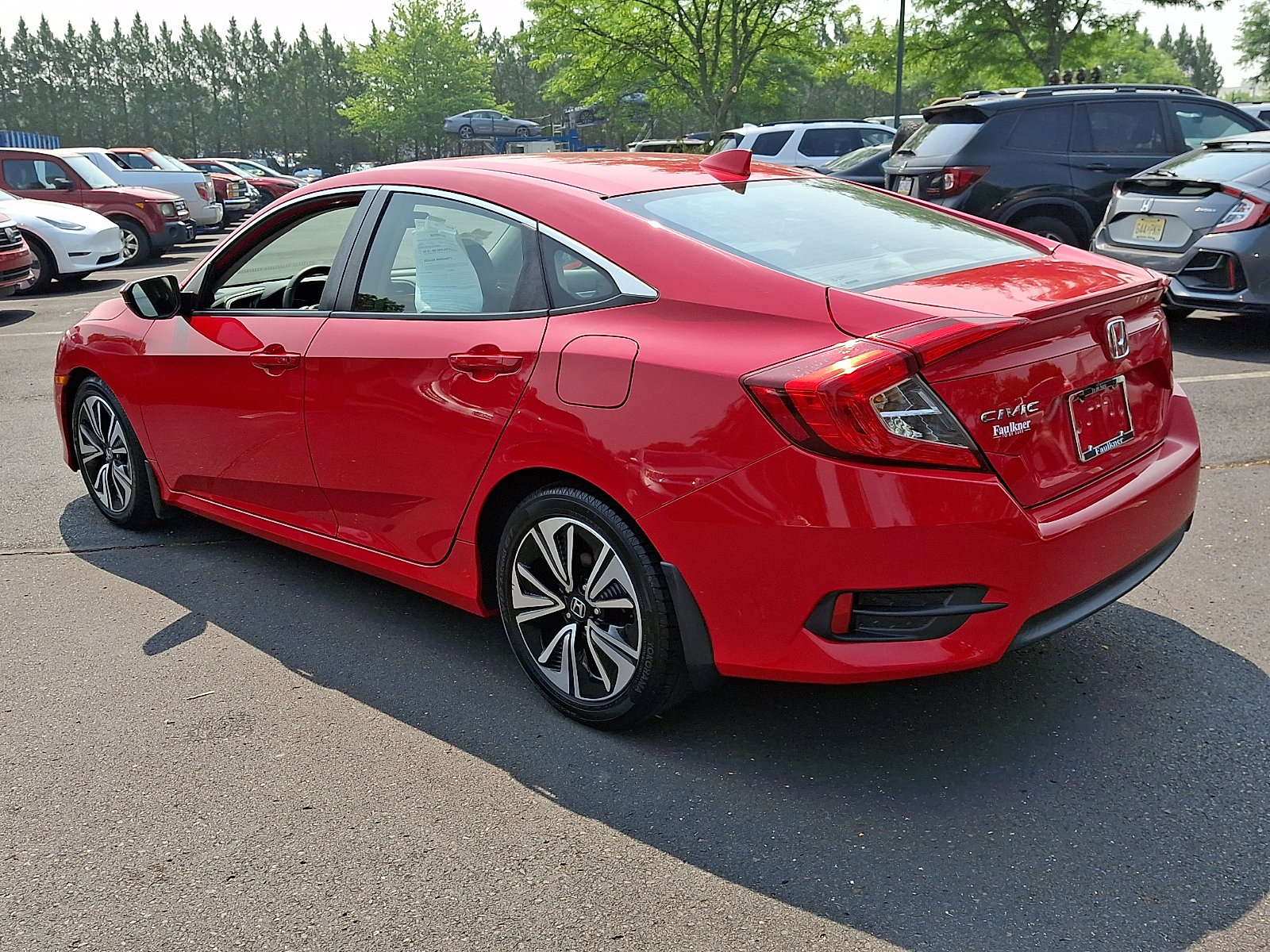 Certified 2017 Honda Civic EX-T image 4