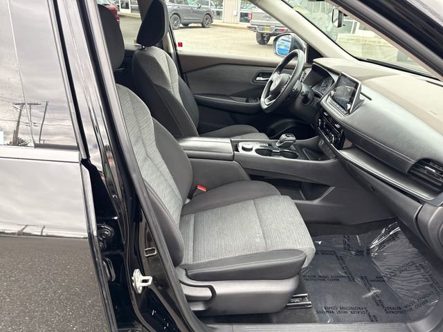 Used 2021 Nissan Rogue SV image 10