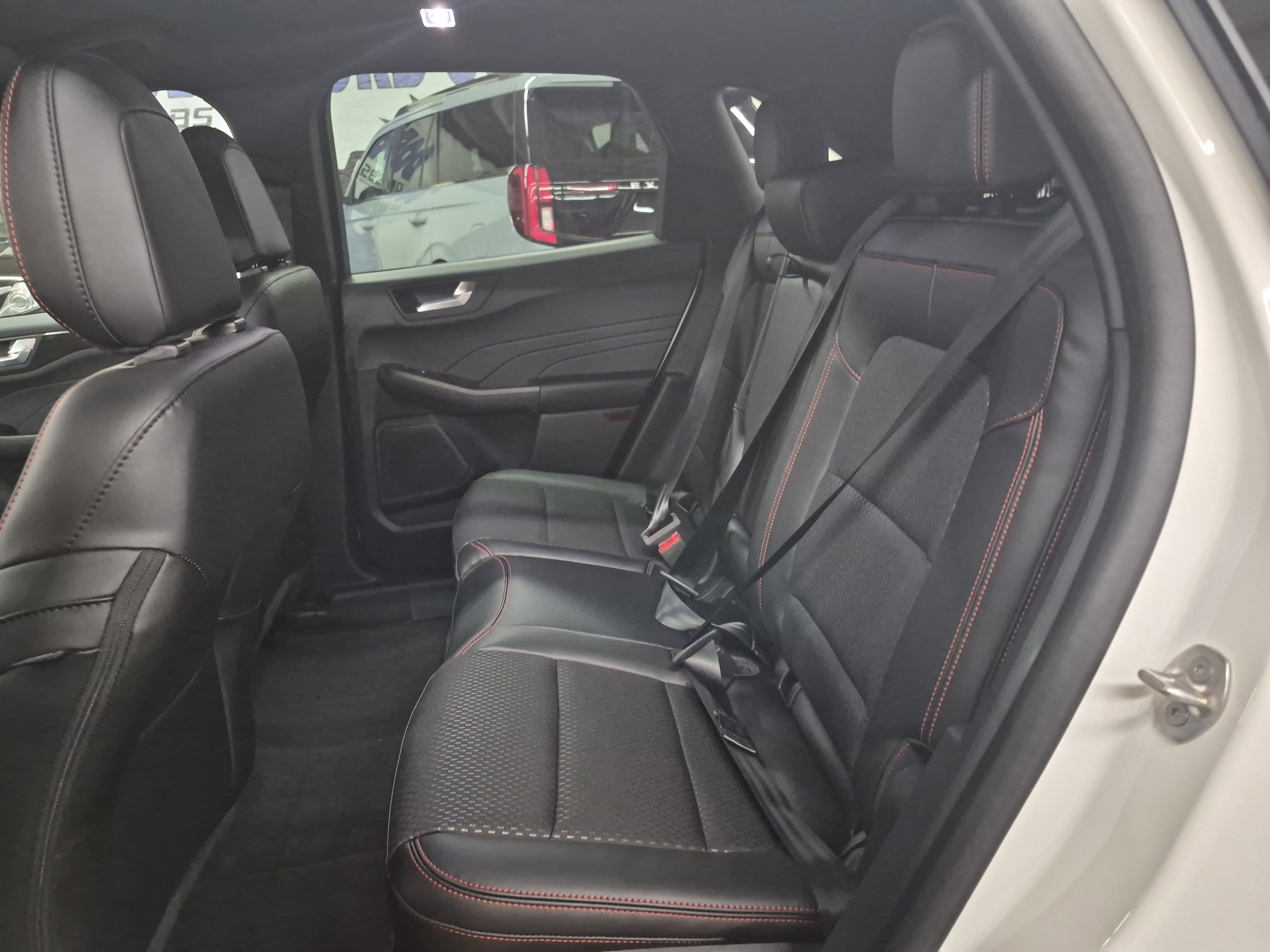New 2026 Ford Escape ST-Line Elite image 16