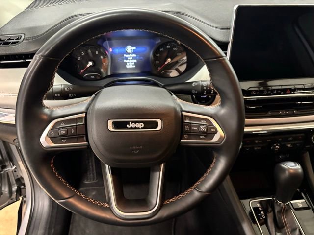 Used 2022 Jeep Compass Limited image 16