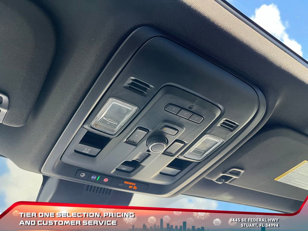 Used 2024 GMC Yukon AT4 image 35