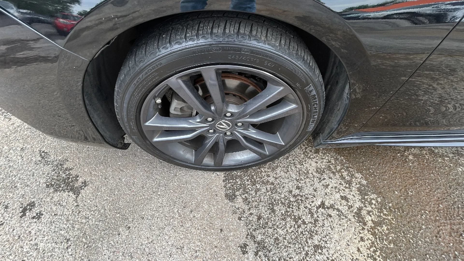 Used 2018 Acura TLX V6 w/ Technology & A-SPEC Pkg FWD image 40