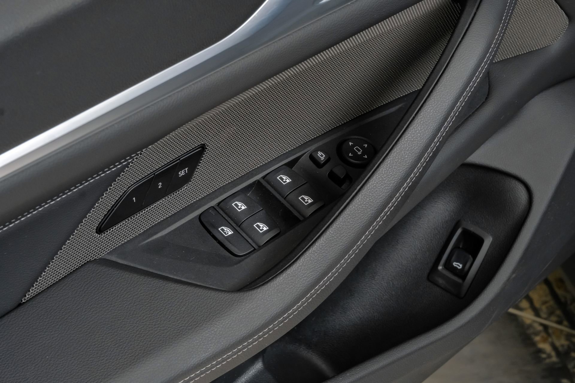 Used 2025 BMW 430i xDrive w/ M Sport Package image 47