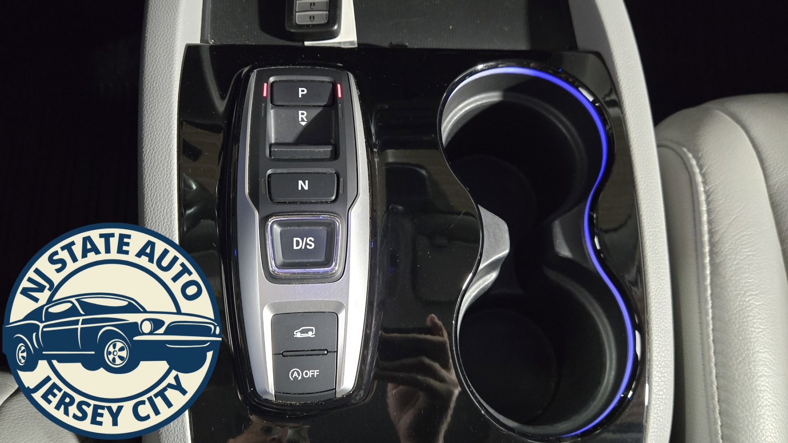 Used 2020 Honda Pilot Touring image 17