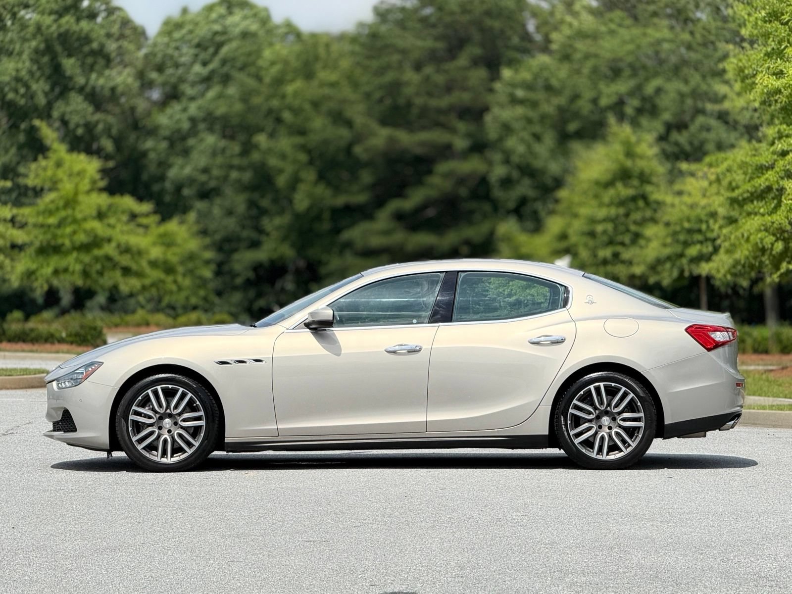 Used 2017 Maserati Ghibli S RWD image 9
